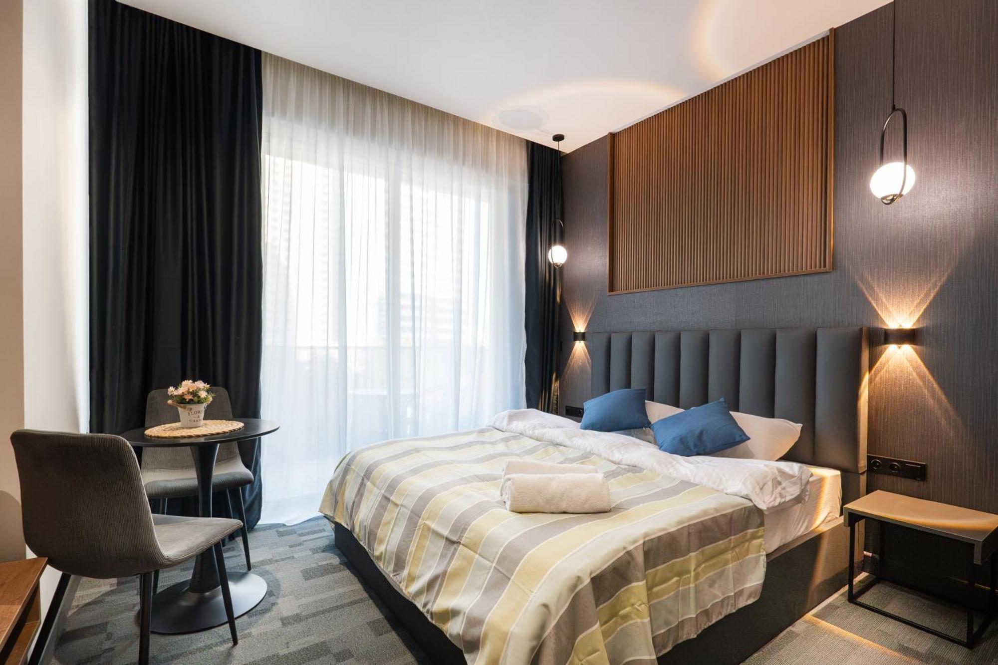 Nova Luxe Hotel & Residences Batoumi Extérieur photo