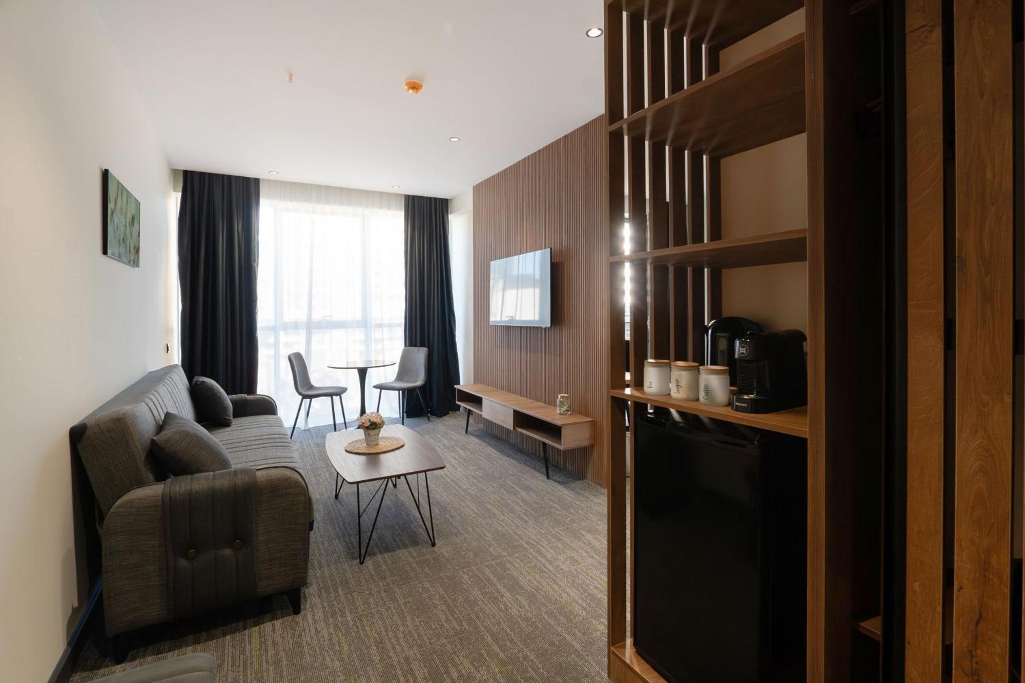 Nova Luxe Hotel & Residences Batoumi Chambre photo